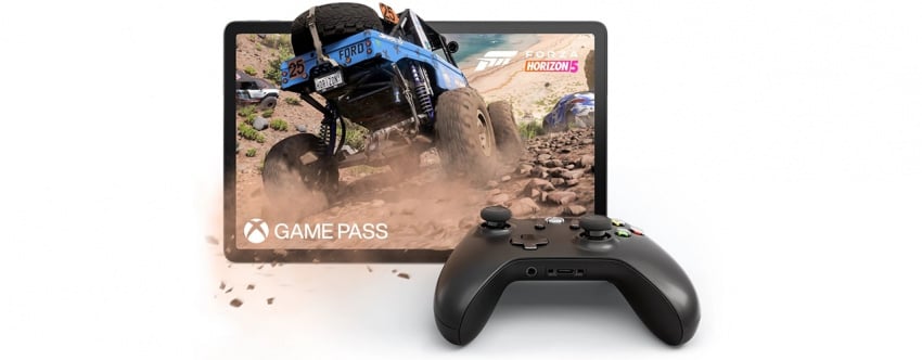 Forza Horizon 5 video game on Lenovo Tab P11 tablet with Xbox controller